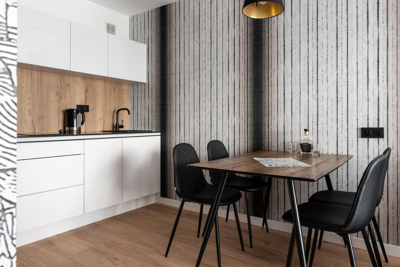 Aparthotel Inpoint With Parking Available Cracovia