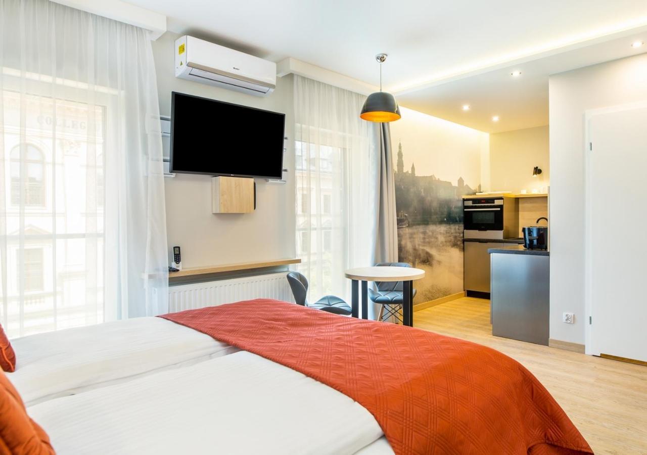 Inpoint With Parking Available Aparthotel 3*