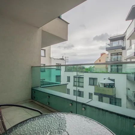 Inpoint Central Suites With Parking Available Krakow Room photo