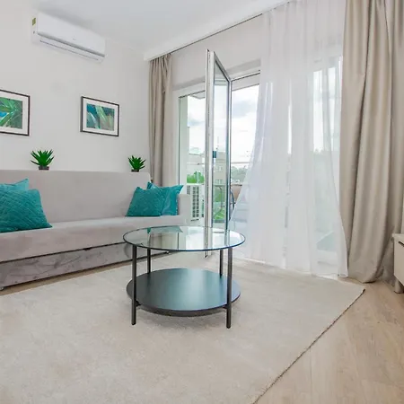 Inpoint Central Suites With Parking Available Krakow Exterior photo